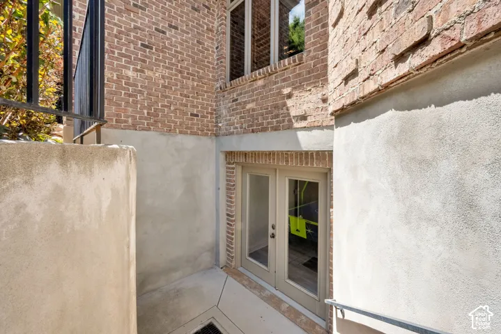 5083 S Clarenden Pl, Holladay, Utah 84117