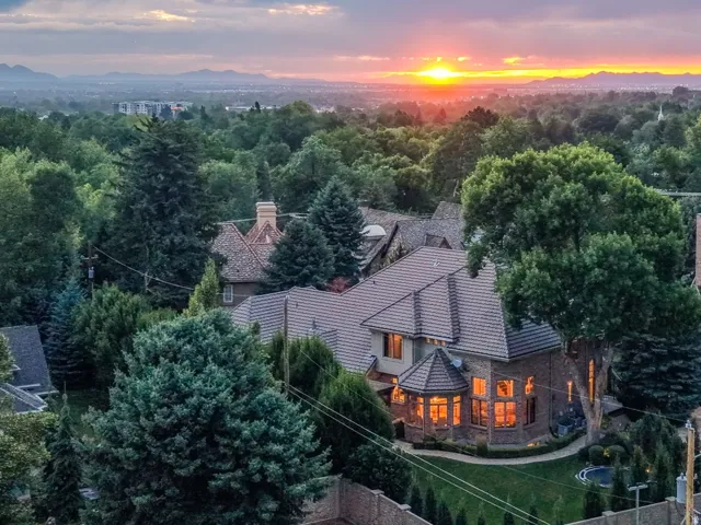 5083 S Clarenden Pl, Holladay, Utah 84117