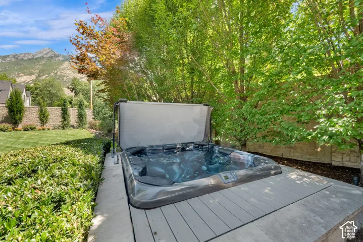 5083 S Clarenden Pl, Holladay, Utah 84117