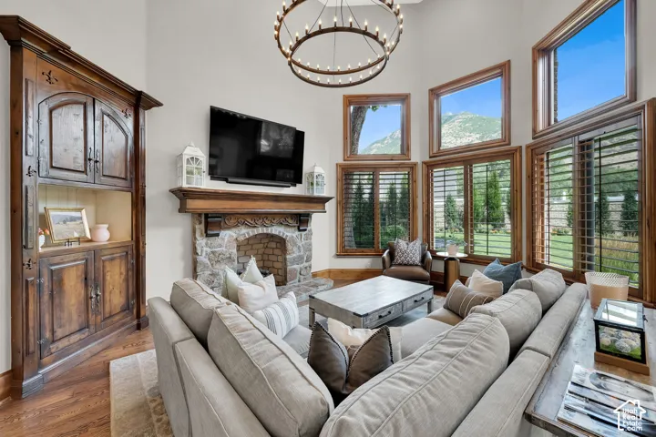 5083 S Clarenden Pl, Holladay, Utah 84117