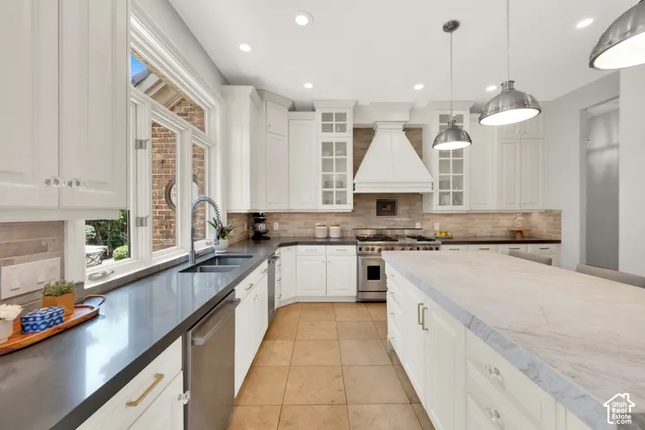 5083 S Clarenden Pl, Holladay, Utah 84117
