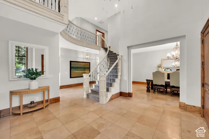 5083 S Clarenden Pl, Holladay, Utah 84117