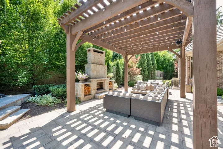 5083 S Clarenden Pl, Holladay, Utah 84117