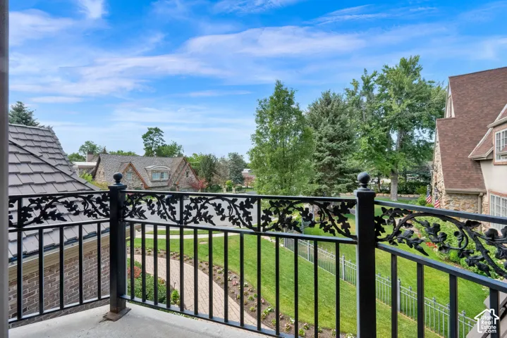 5083 S Clarenden Pl, Holladay, Utah 84117