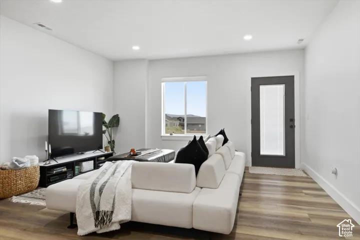 1138 E 200 N, Hyde Park, Utah 84318