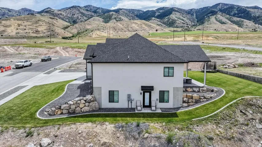 1138 E 200 N, Hyde Park, Utah 84318