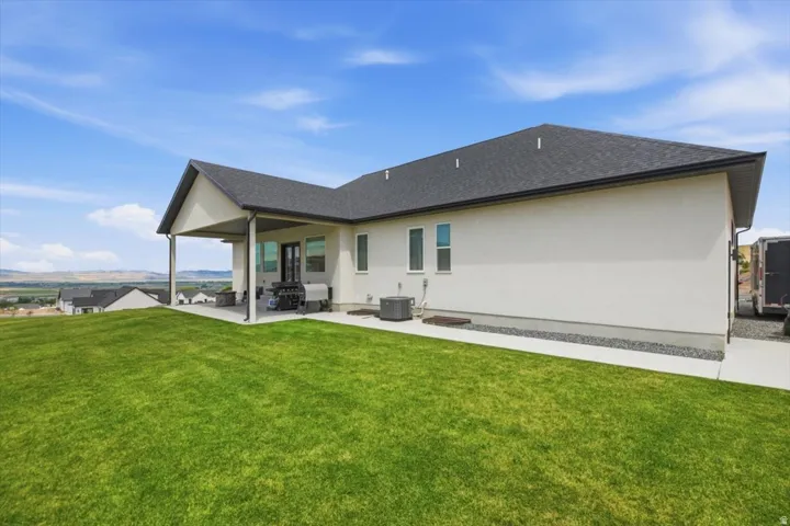 1138 E 200 N, Hyde Park, Utah 84318