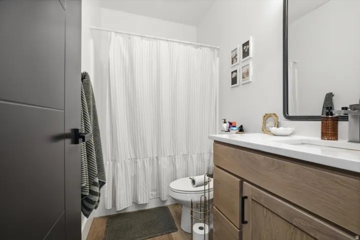 1138 E 200 N, Hyde Park, Utah 84318