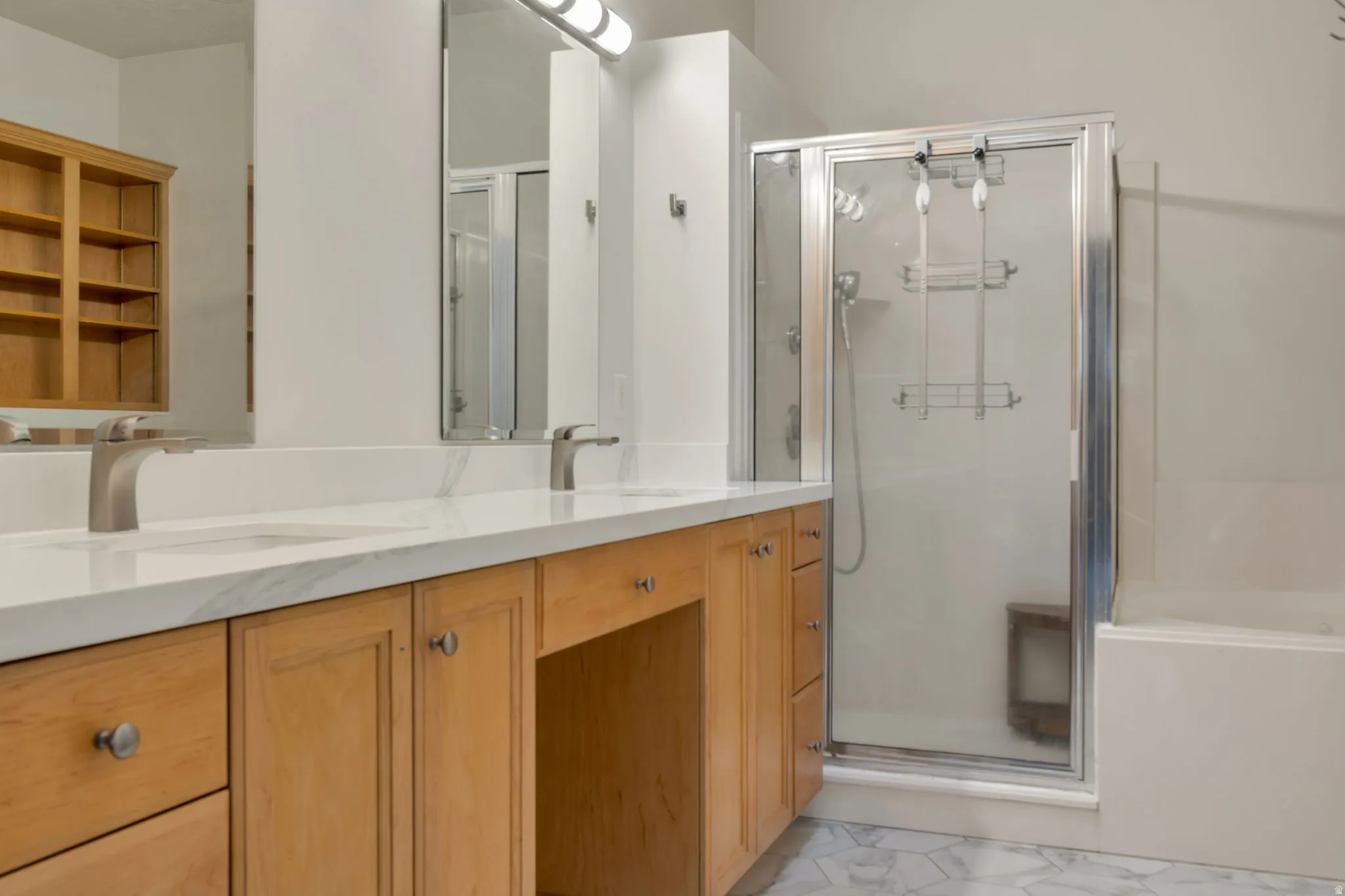 primary bath with shower and garden tub