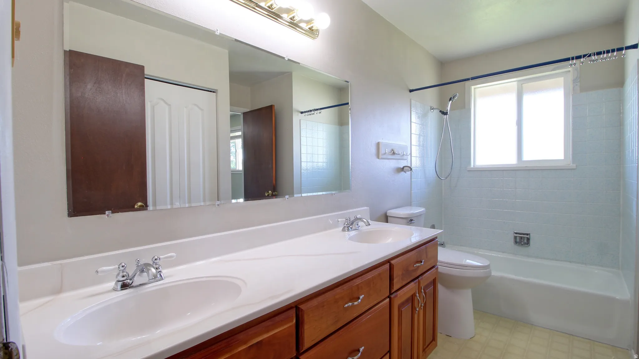 Upstairs Bath