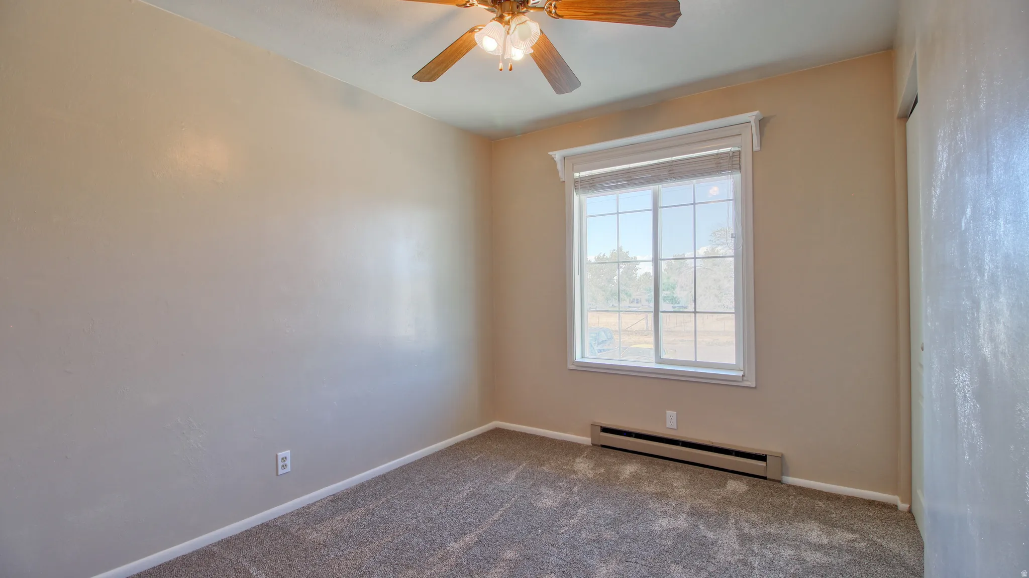 Upstairs Guest bed