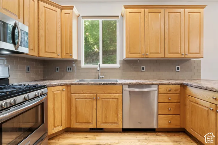 1542 N 2575 E, Layton, Utah 84040