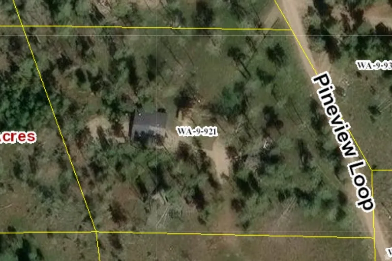 Plat Map. Illustrating property boundaries, parcel identification, and road access