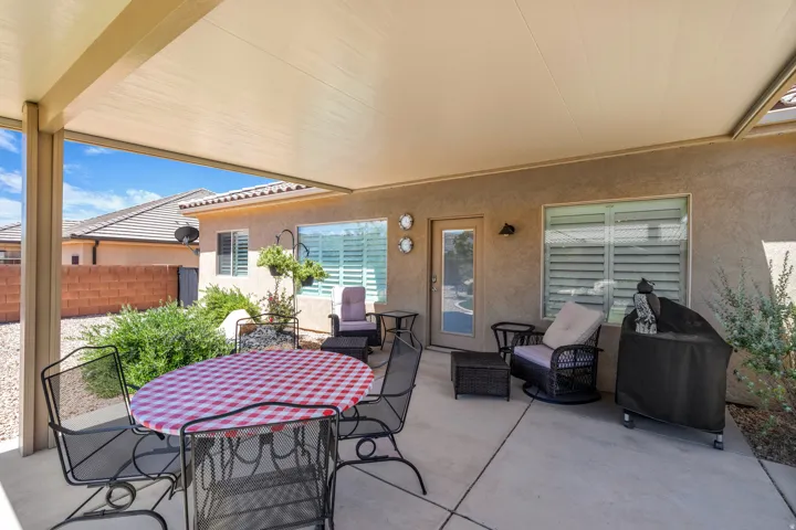 584 N Sage Hen Dr, Washington, Utah 84780