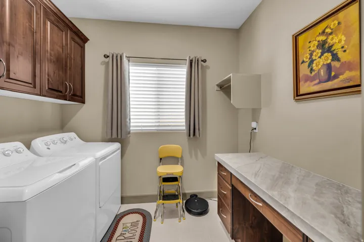 584 N Sage Hen Dr, Washington, Utah 84780