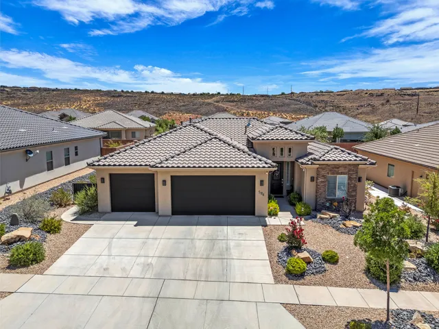 584 N Sage Hen Dr, Washington, Utah 84780