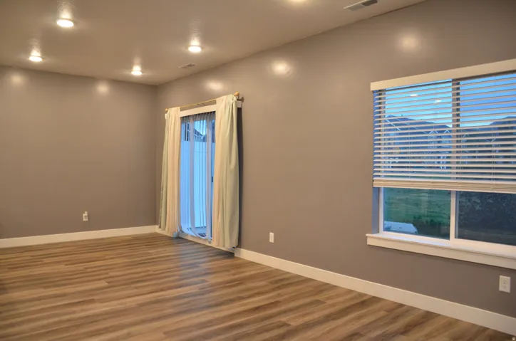Empty room