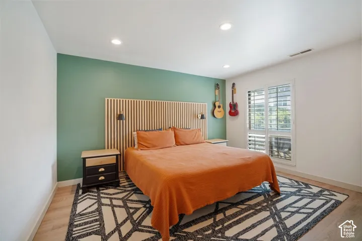 Spacious Primary bedroom with en suite bathroom and closet
