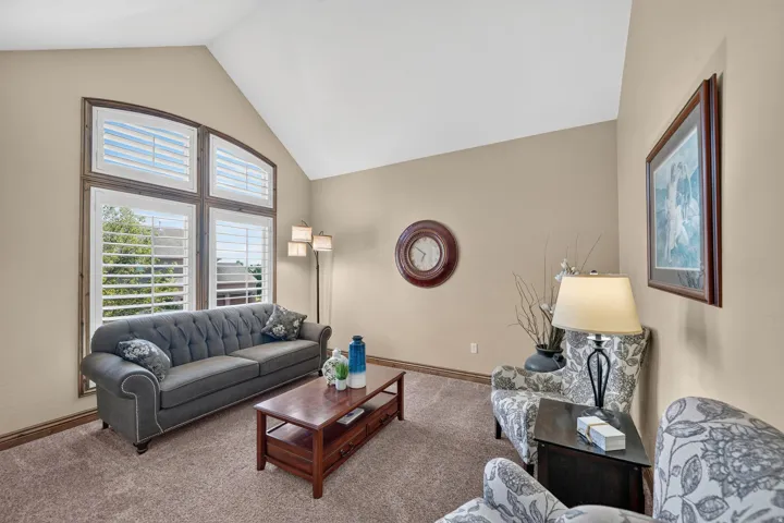 Welcoming formal sitting room/ welcoming den once you walk through the front door