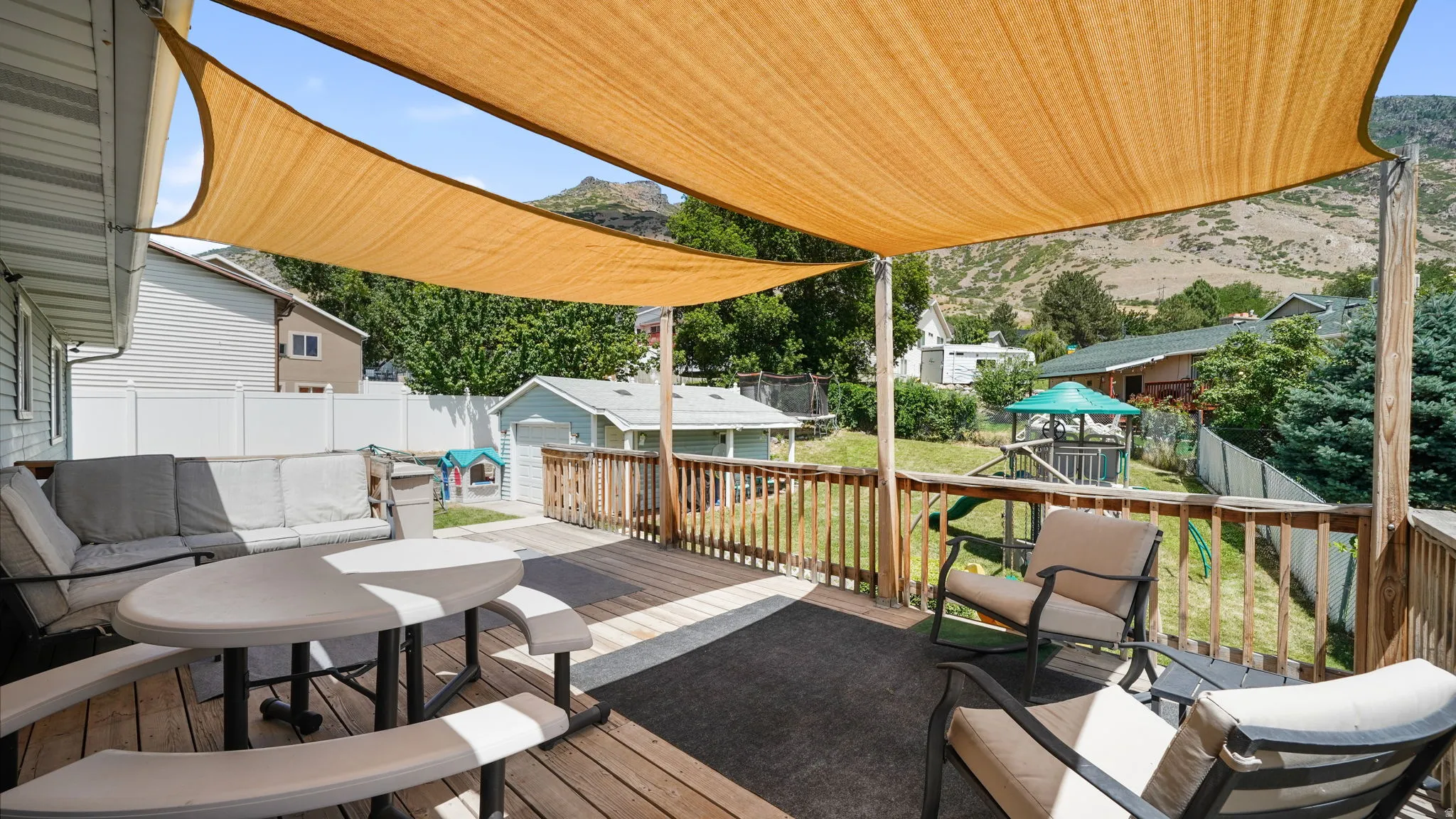 Deck