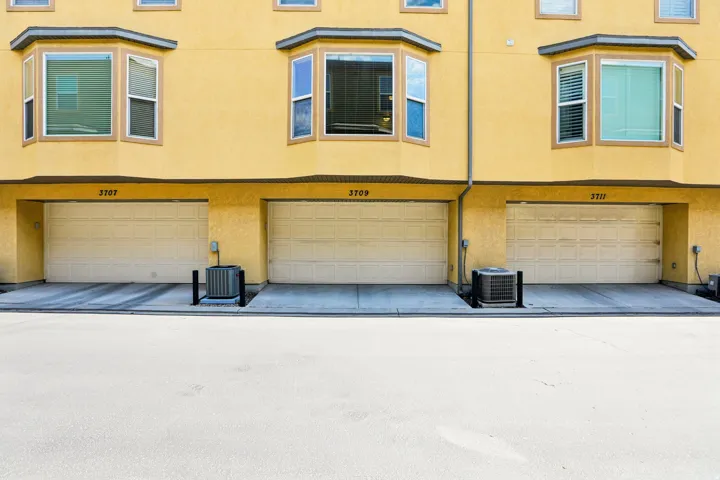 3709 S Balmossie Ln, South Salt Lake, Utah 84115