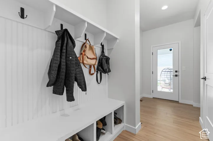 11232 S Willow Walk Dr, South Jordan, Utah 84009
