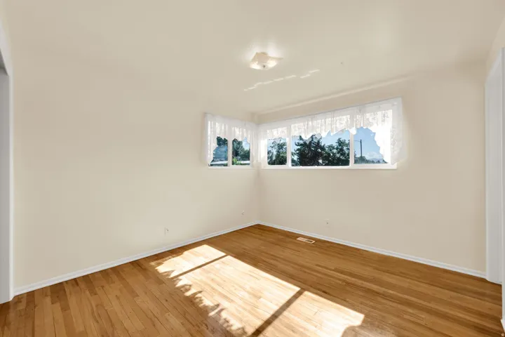 6117 S Glen Oaks St, Murray, Utah 84107