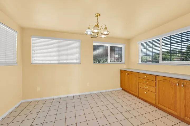 6117 S Glen Oaks St, Murray, Utah 84107