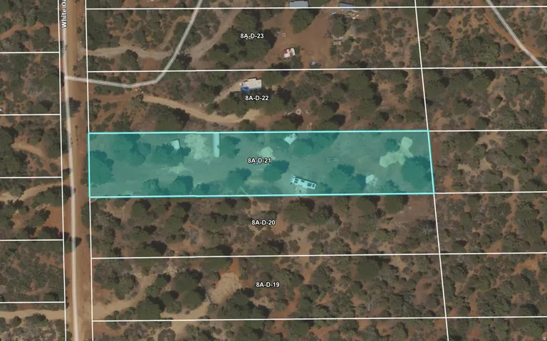 Plat Map. Illustrating property parcel 8A-O-21 and surrounding land divisions