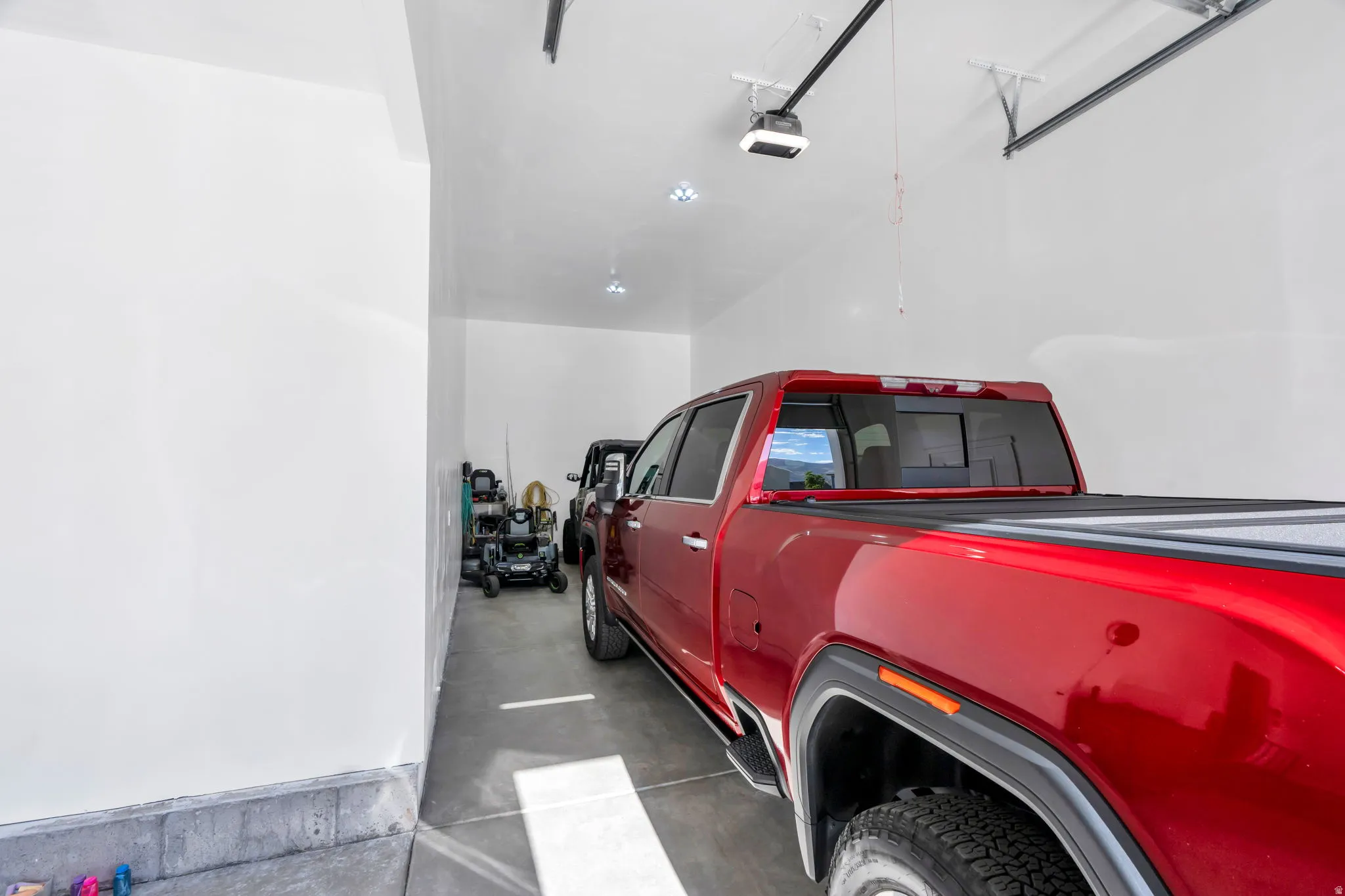 EXTRA Long 3rd car Garage 38 ft!!