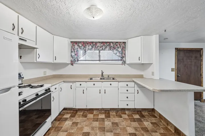 4540 S 600 E, Murray, Utah 84107