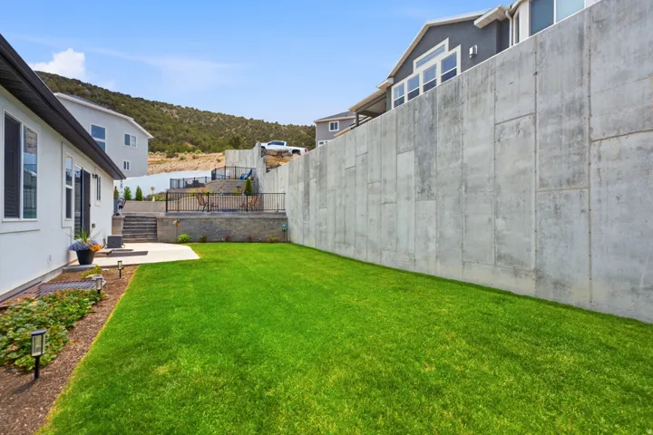 7127 N Hollow Crest Cir, Eagle Mountain, Utah 84005