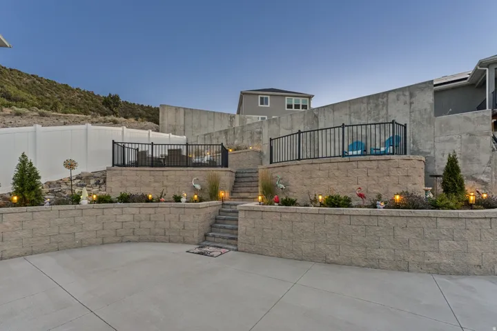 7127 N Hollow Crest Cir, Eagle Mountain, Utah 84005