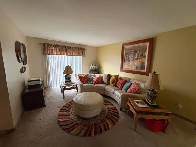 Wall-to-wall carpeting throughout