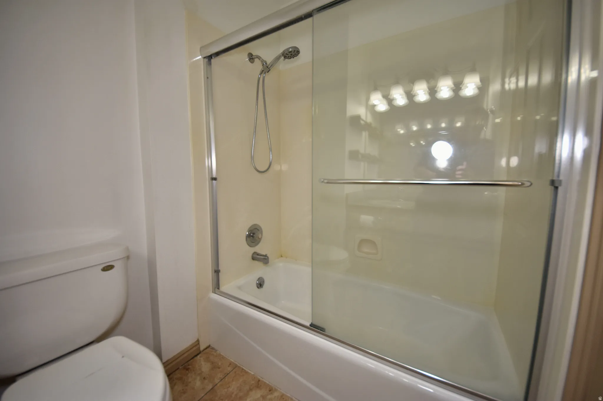 Upstairs Hall Bathroom