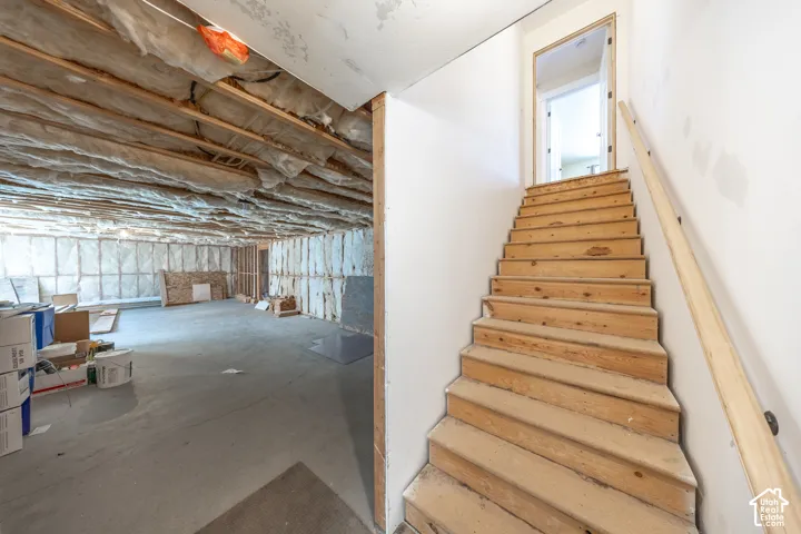 Unfinished basement  is a blank canvas - offering substantial expansion potential.