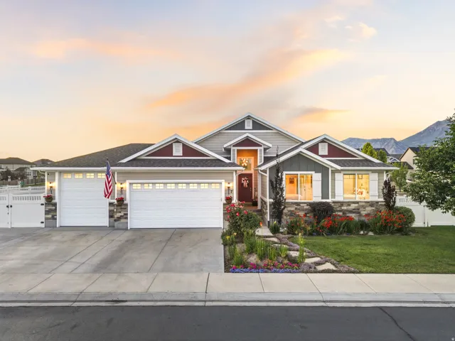 Craftsman-style facade with a stone foundation accent