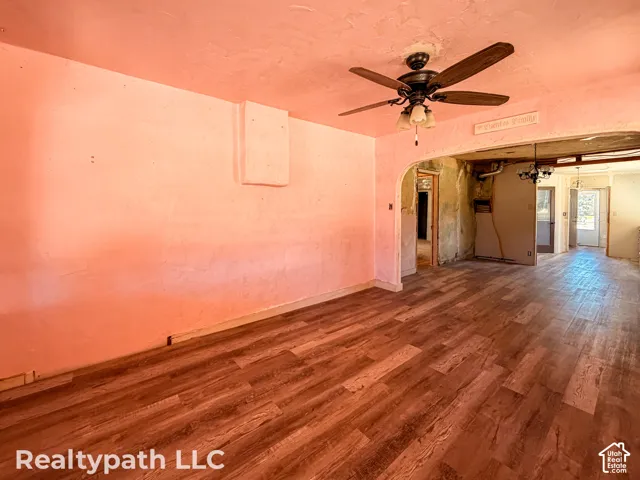 180 W 300 S, Mona, Utah 84645