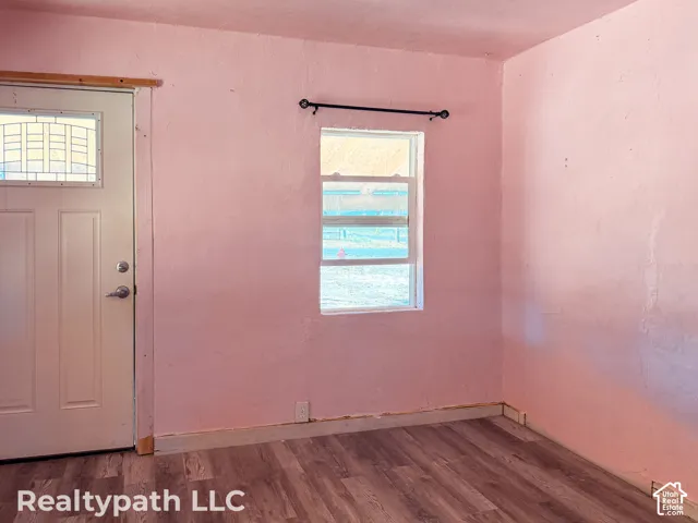180 W 300 S, Mona, Utah 84645