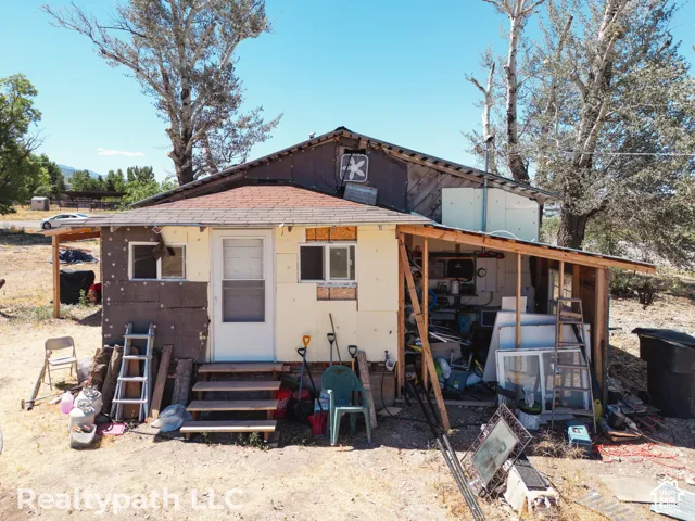 180 W 300 S, Mona, Utah 84645
