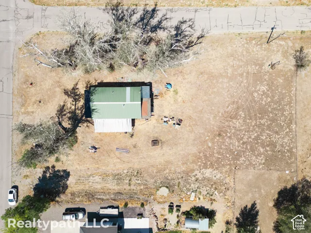 180 W 300 S, Mona, Utah 84645