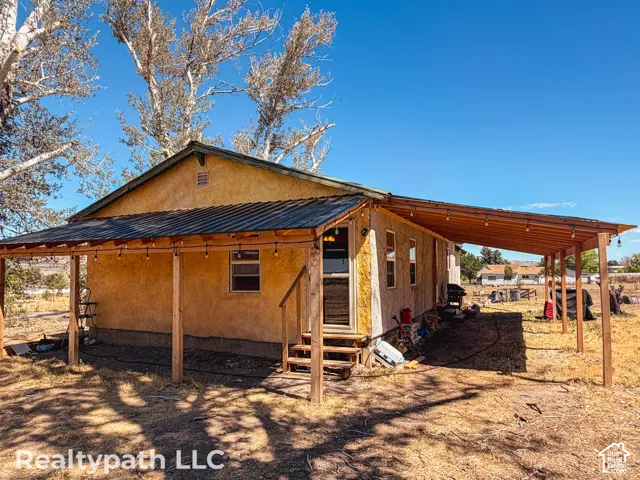 180 W 300 S, Mona, Utah 84645