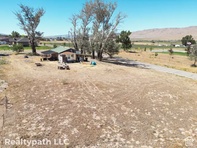 180 W 300 S, Mona, Utah 84645