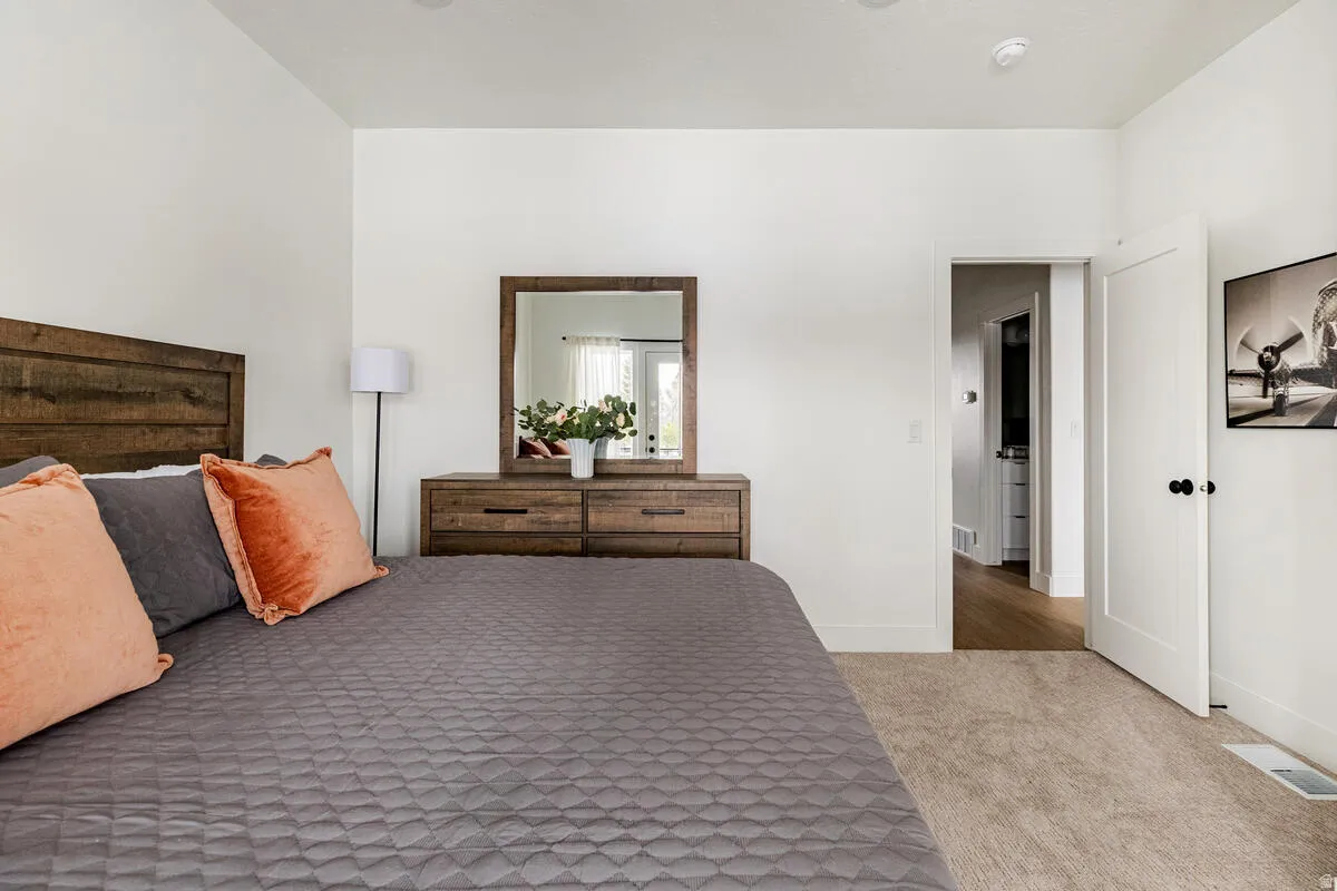 2nd large bedroom with a King bed and a private balcony/deck/ facing east.