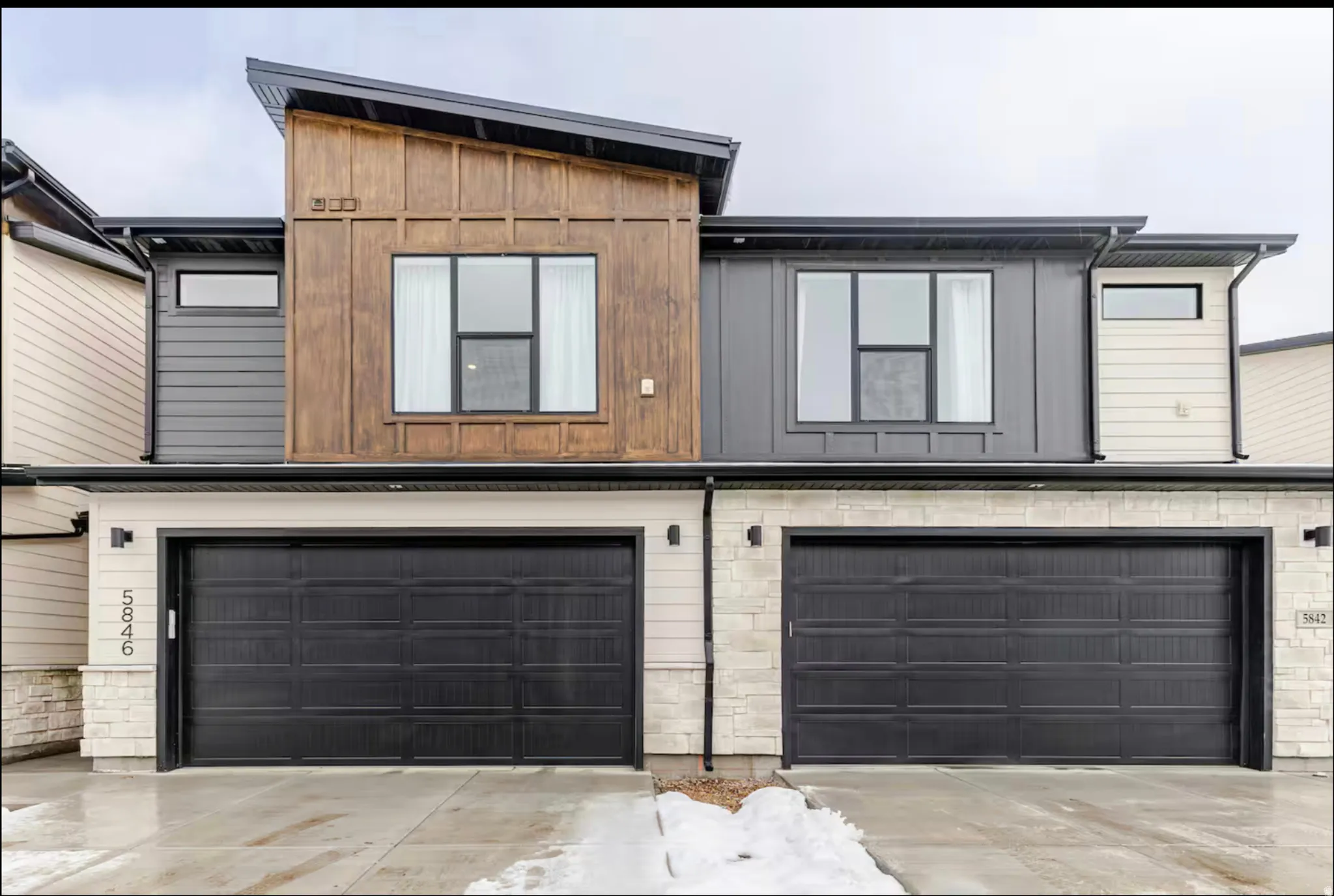 Modern, newly built FULLY furnished and supplied (all included for list price) home.