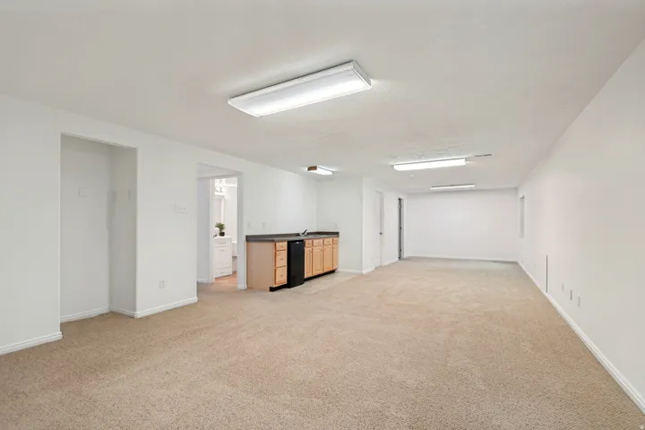 Spacious flex room with wet bar