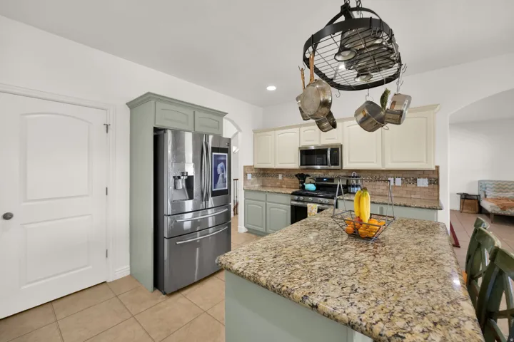 3233 W 1680 N, Clinton, Utah 84015