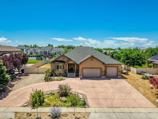 3233 W 1680 N, Clinton, Utah 84015