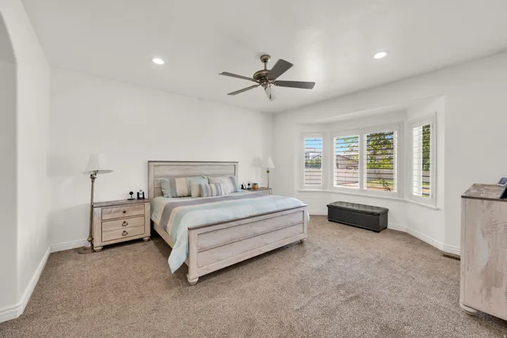 3233 W 1680 N, Clinton, Utah 84015