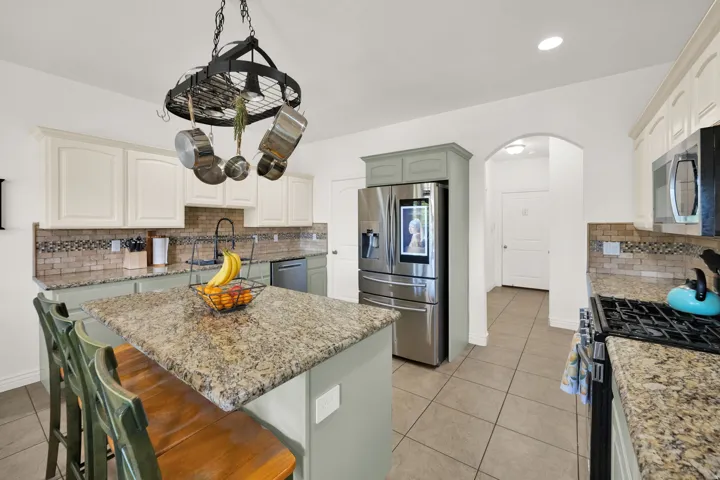 3233 W 1680 N, Clinton, Utah 84015
